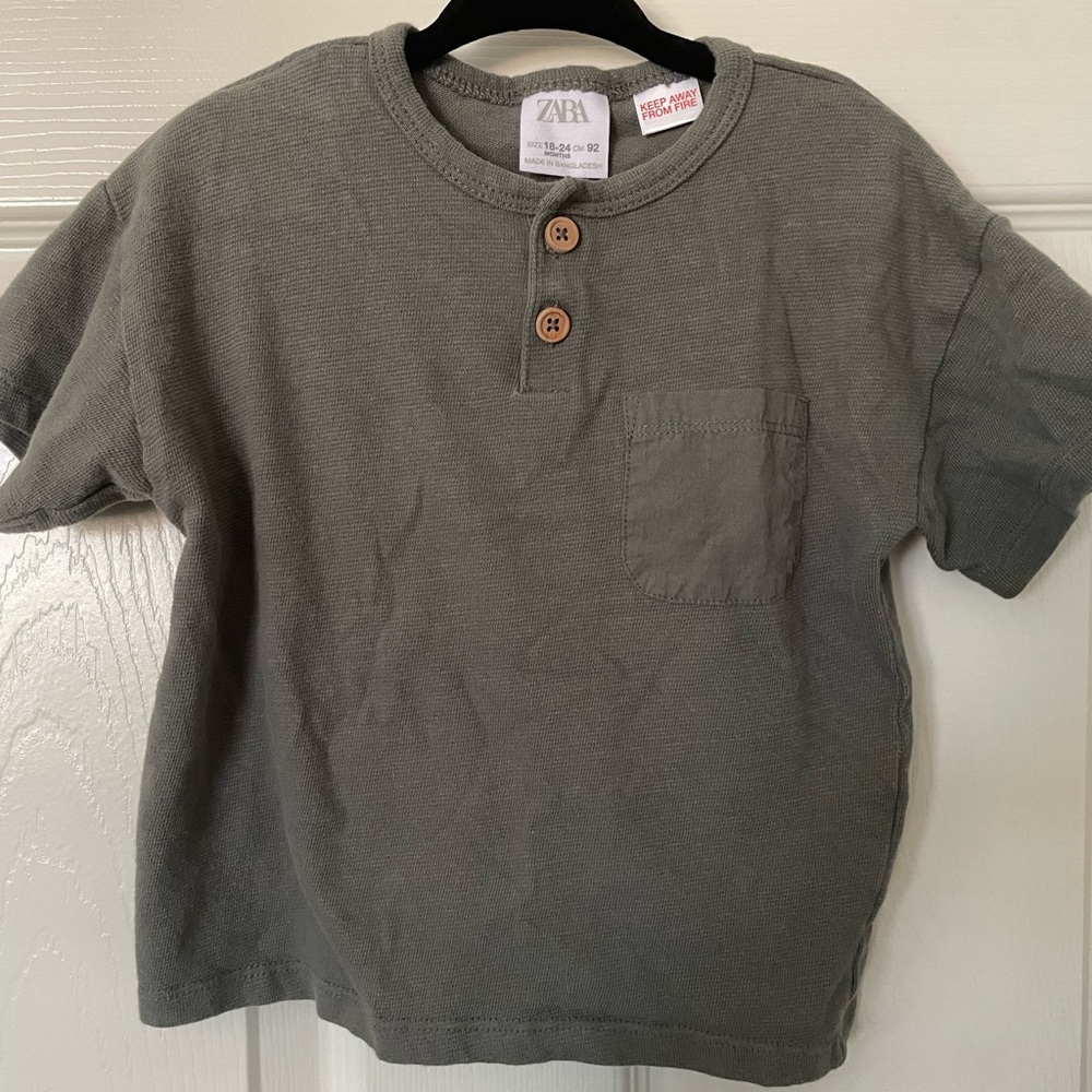 Zara tee
